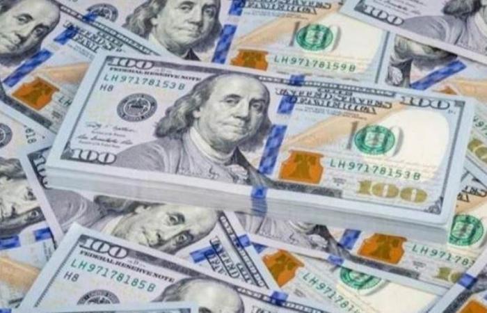 سعر الدولار اليوم الخميس 3-10-2024 بمستهل التعاملات بالبنوك